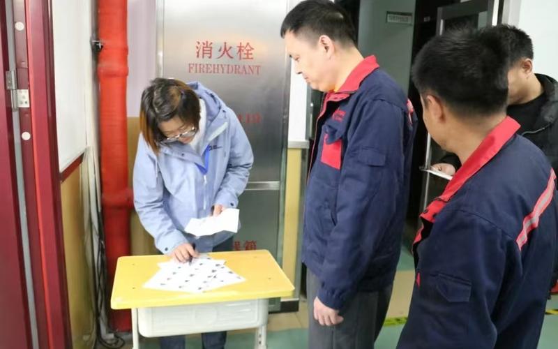 北京印刷行业职业技能大赛复赛完赛,1600余人参与角逐(图2) 北京印刷行业职业技能大赛复赛完赛,1600余人参与角逐(图2)